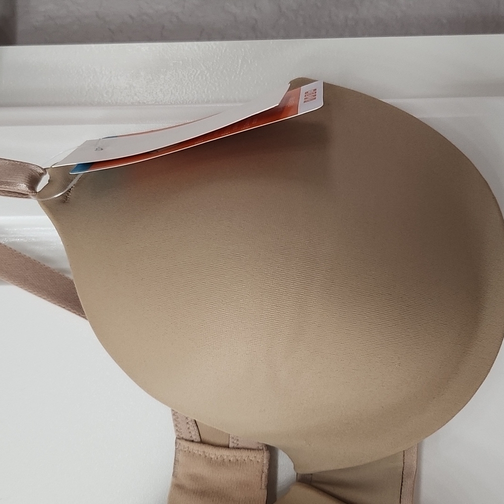 34C Bra - NWT - Picture 2 of 5